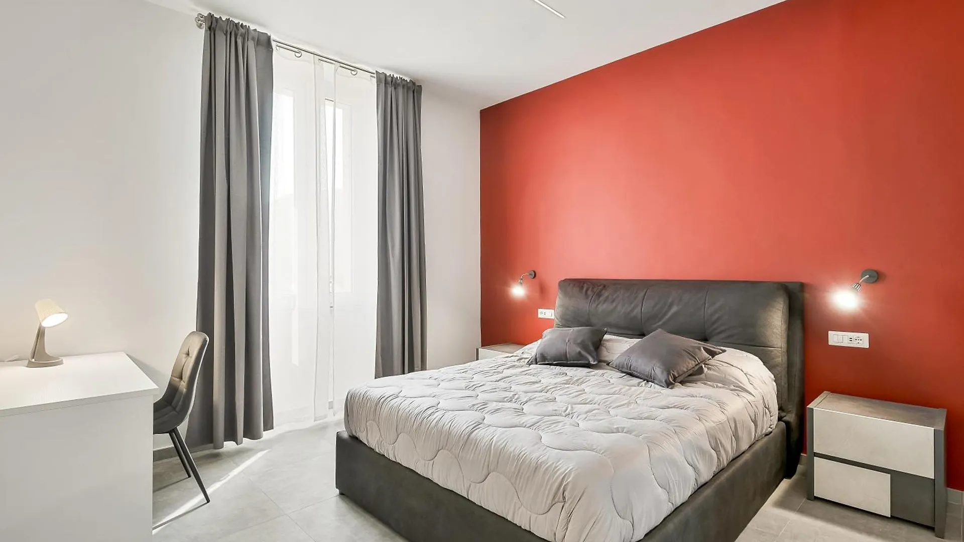 Home 501 Guest House - La Spezia